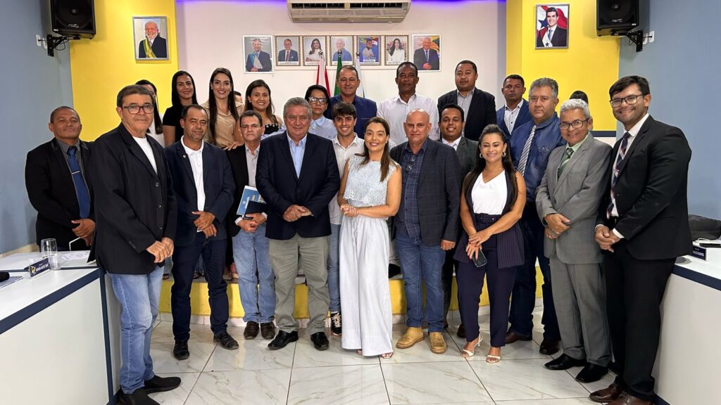 Secretaria Municipal de Saúde participa de sessão ordinária e apresenta relatório dos 100 dias de gestão