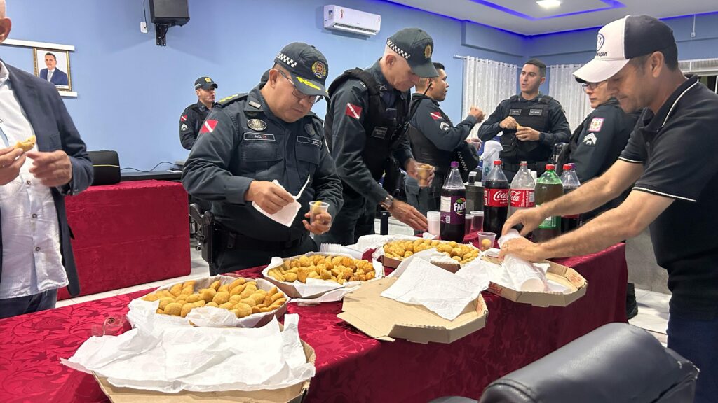 Homenagem ao dia Municipal do Policial Militar